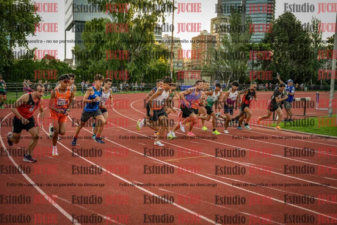 Fotos de los 1500 m llanos de varones