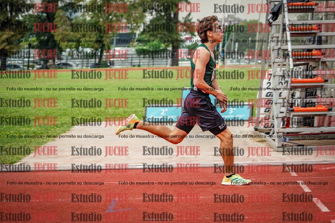 Fotos de los 800 m de varones