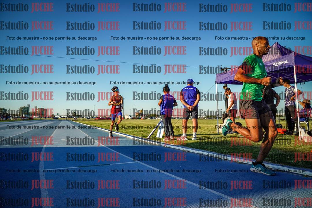 Fotos de los 1500 m llanos de varones