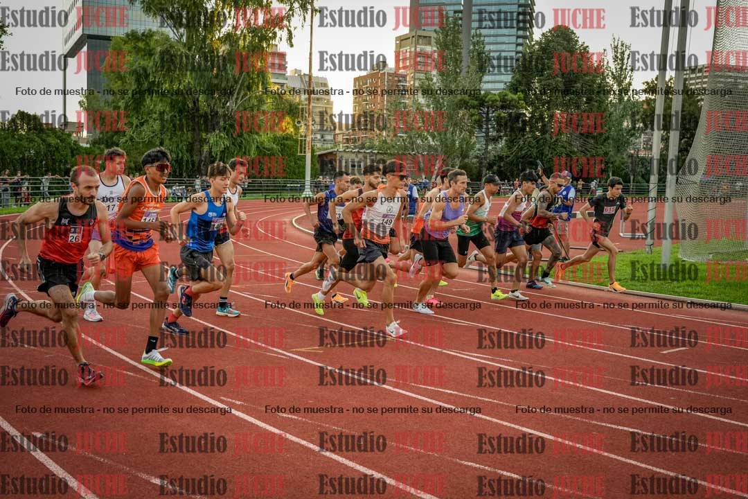 Fotos de los 1500 m llanos de varones