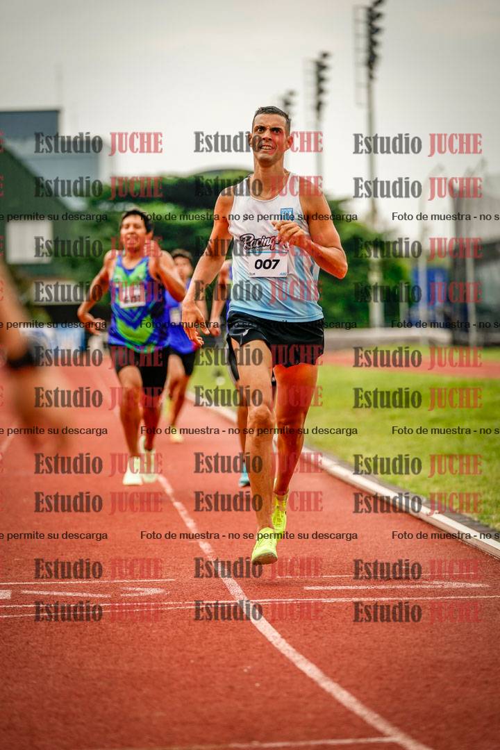 Fotos de los 800 m de varones
