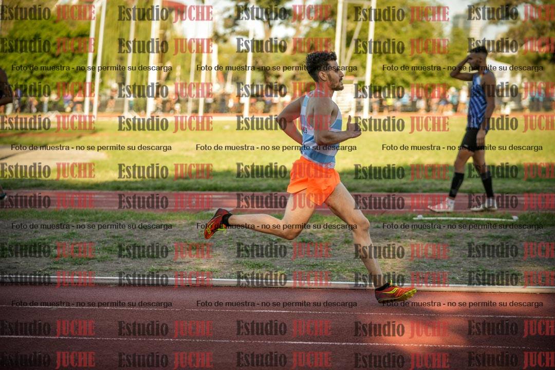 Fotos de los 3000 m llanos de varones