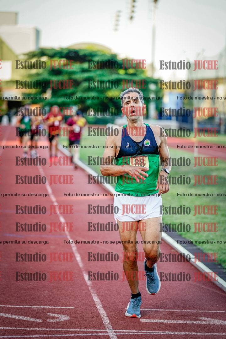 Fotos de los 3000 m llanos de varones