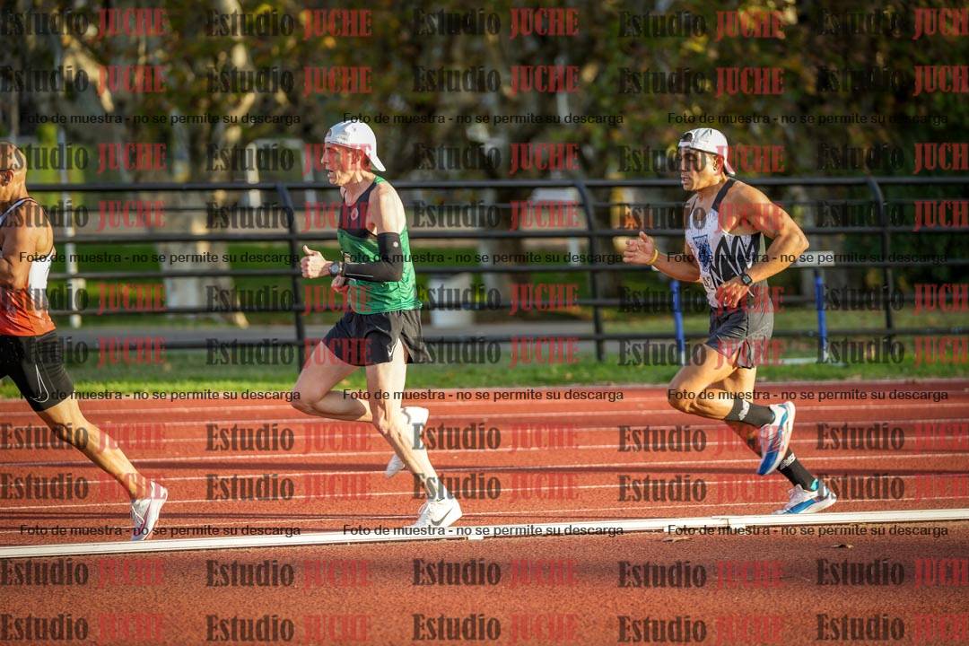 Fotos de los 3000 m llanos de varones