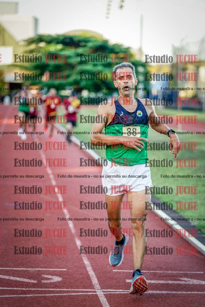 Fotos de los 3000 m llanos de varones