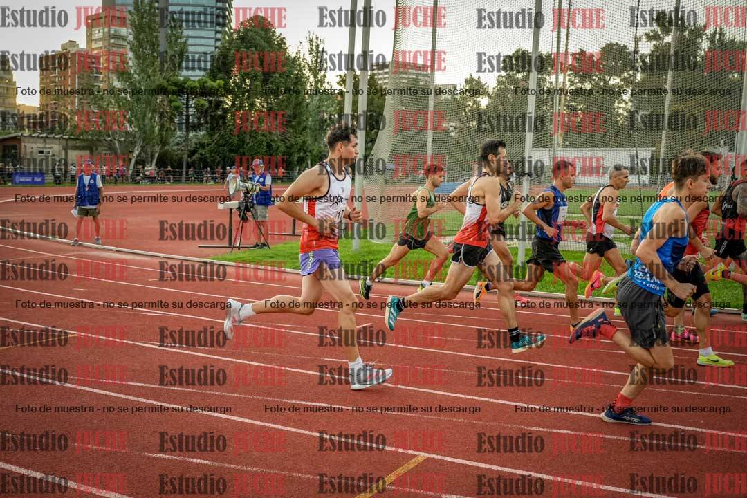 Fotos de los 1500 m llanos de varones