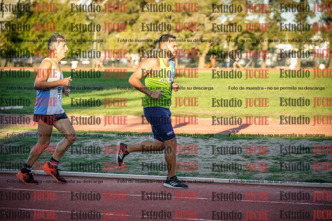 Fotos de los 3000 m llanos de varones