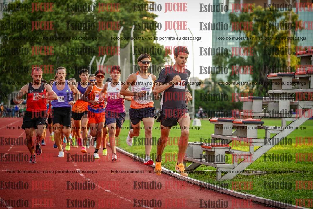 Fotos de los 1500 m llanos de varones