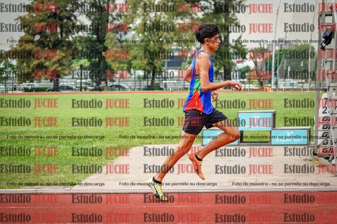 Fotos de los 800 m de varones