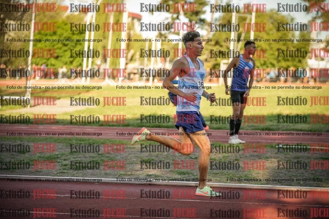 Fotos de los 3000 m llanos de varones