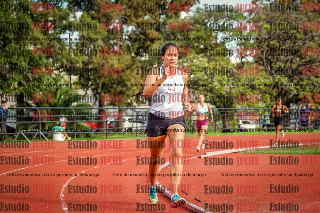 Fotos de los 1500 m llanos de mujeres