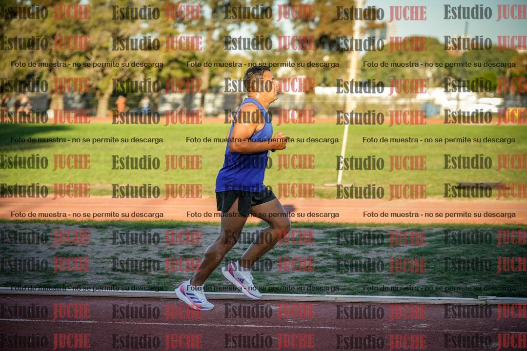 Fotos de los 3000 m llanos de varones
