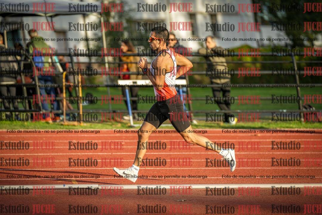 Fotos de los 3000 m llanos de varones