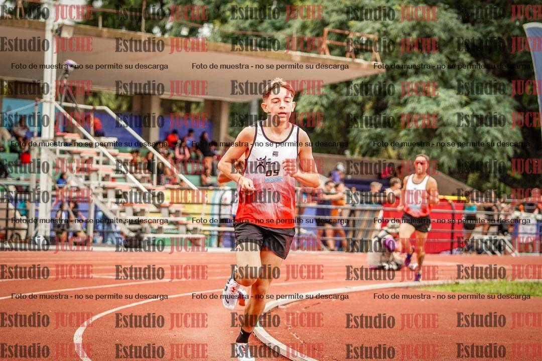 Fotos de los 3000 m llanos de varones