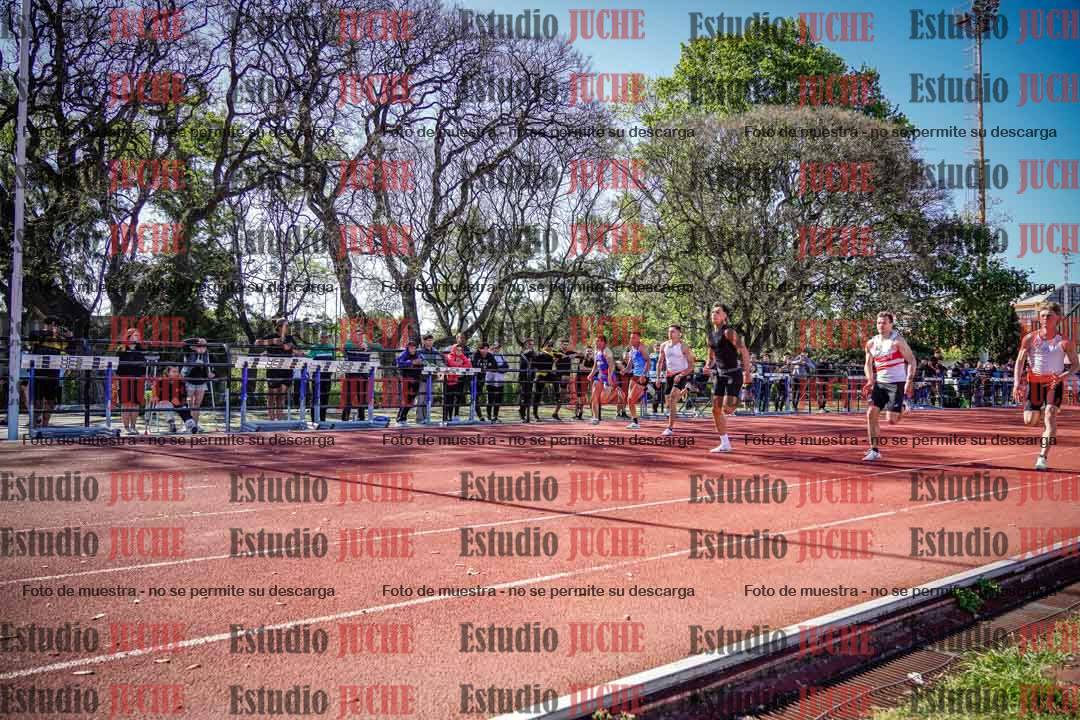 Fotos de los 100 m llanos de varones
