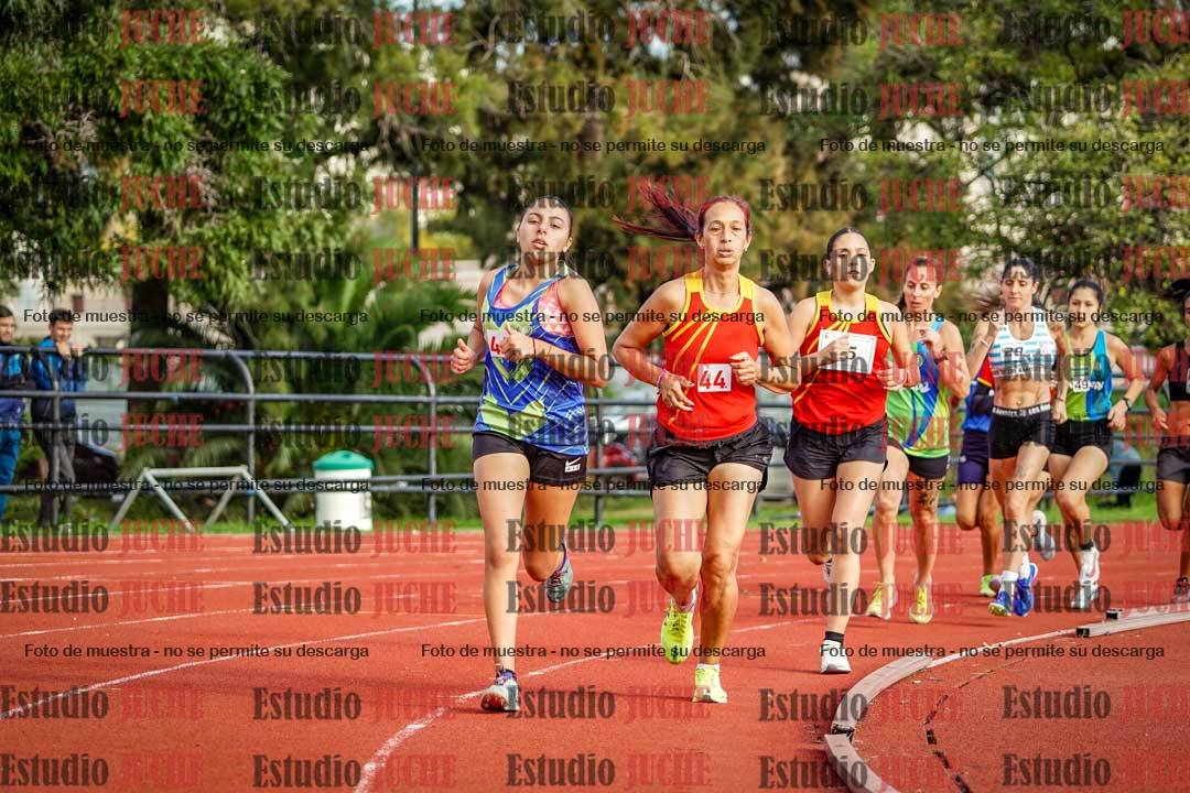 Fotos de los 1500 m llanos de mujeres