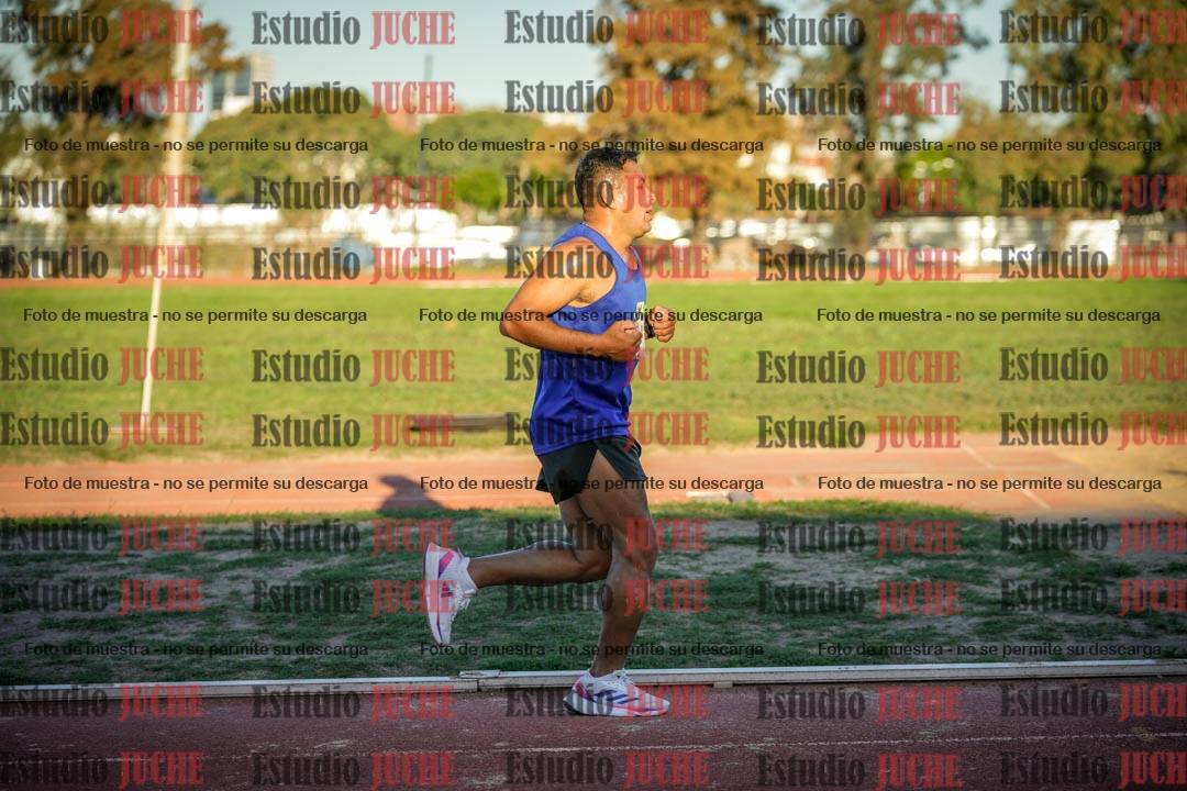 Fotos de los 3000 m llanos de varones