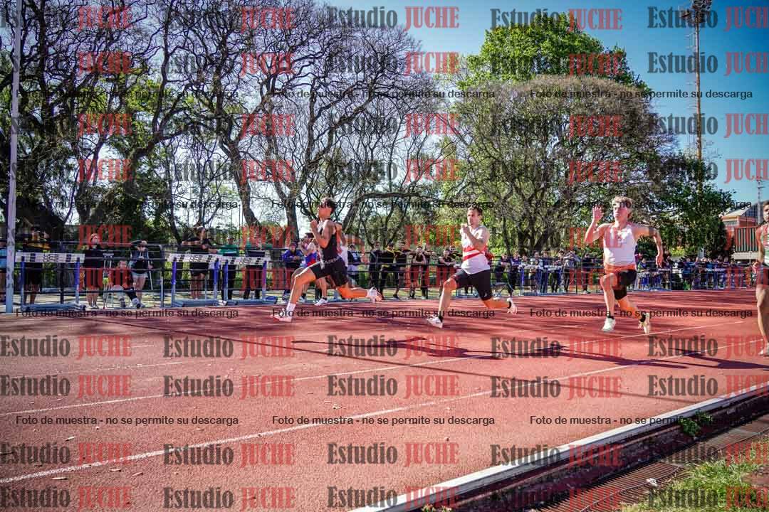 Fotos de los 100 m llanos de varones