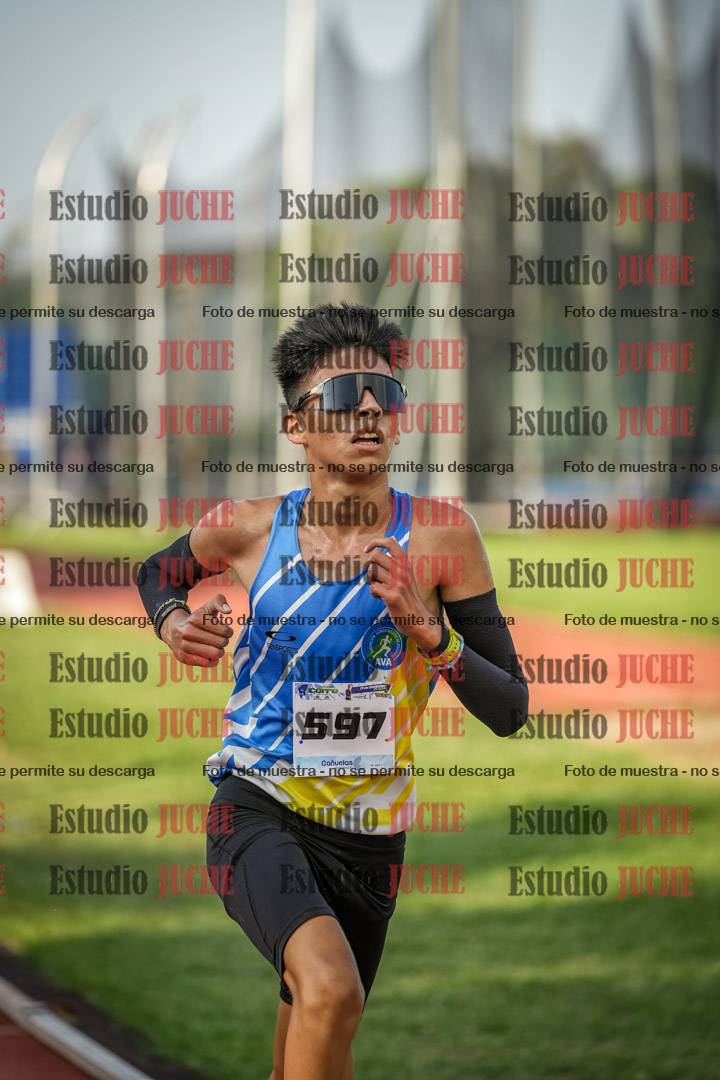 Fotos de los 3000 m llanos de varones