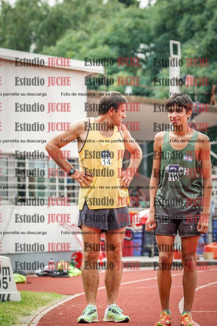 Fotos de los 800 m de varones