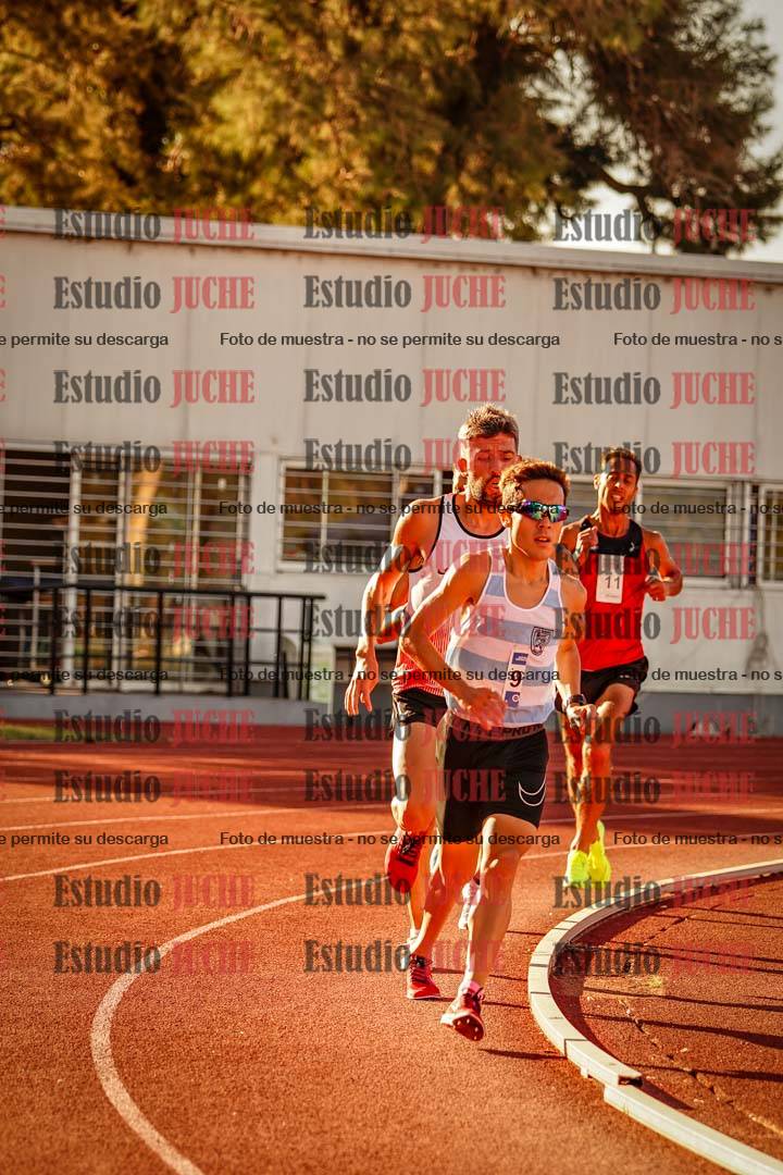 Fotos de los 3000 m llanos de varones