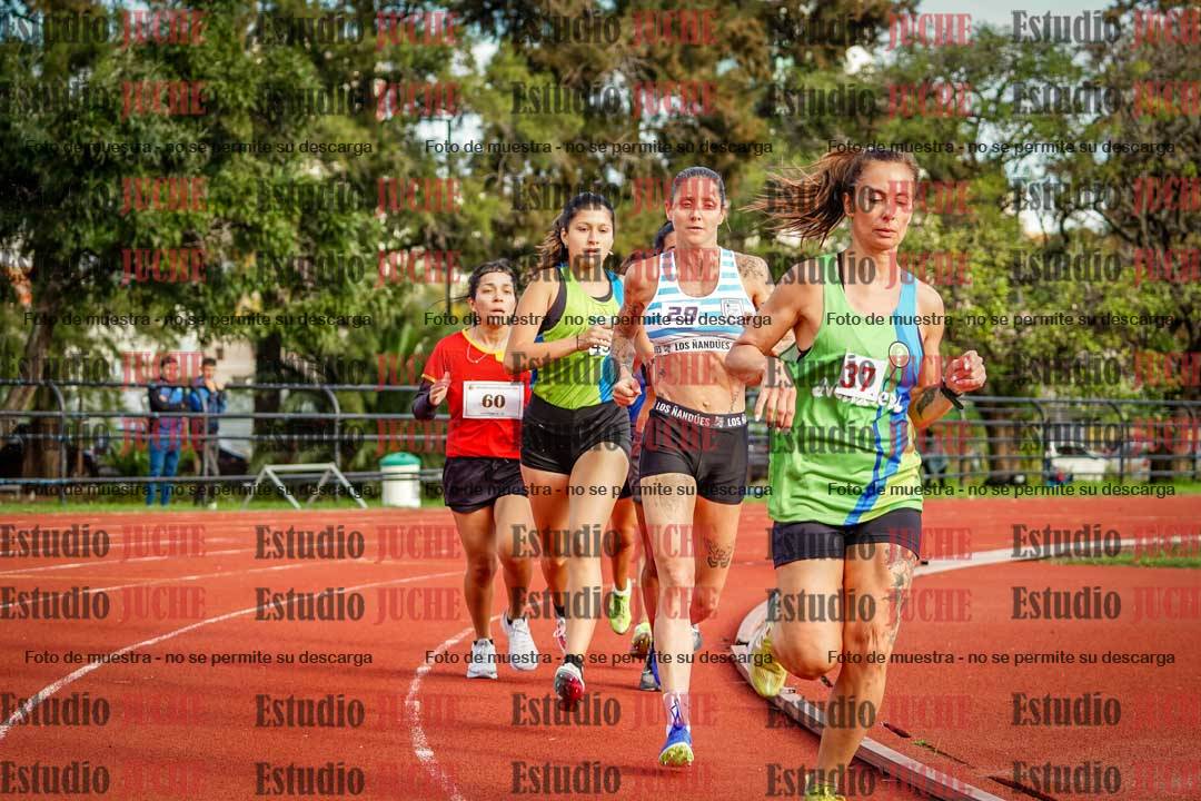 Fotos de los 1500 m llanos de mujeres