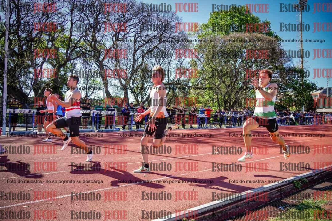 Fotos de los 100 m llanos de varones