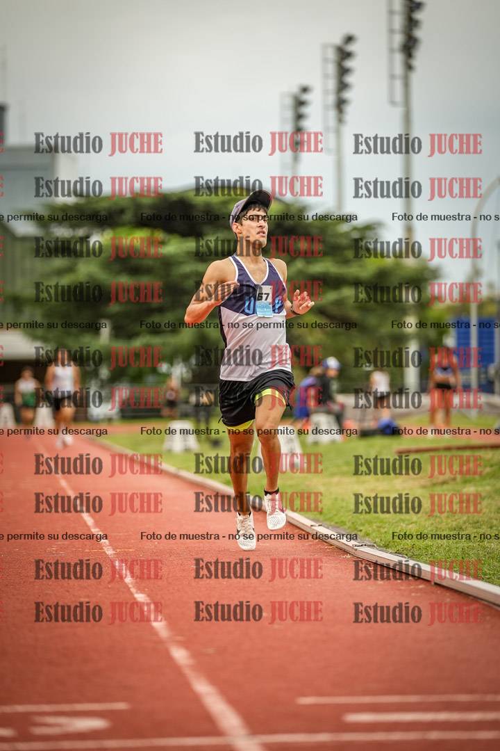 Fotos de los 3000 m llanos de varones