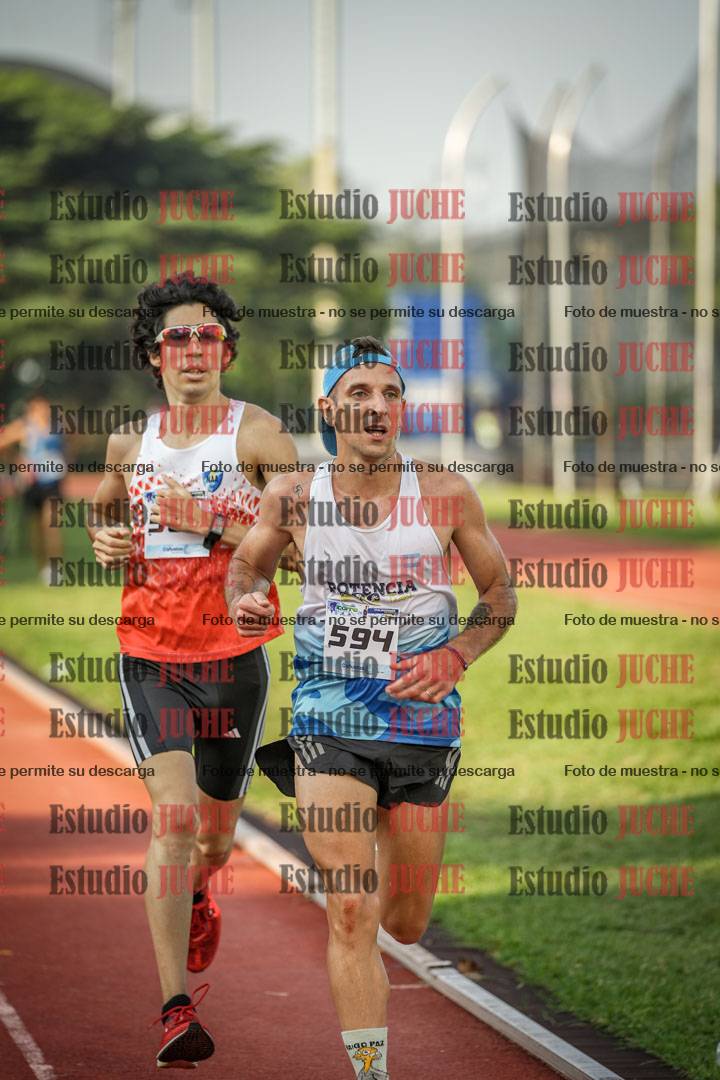 Fotos de los 3000 m llanos de varones