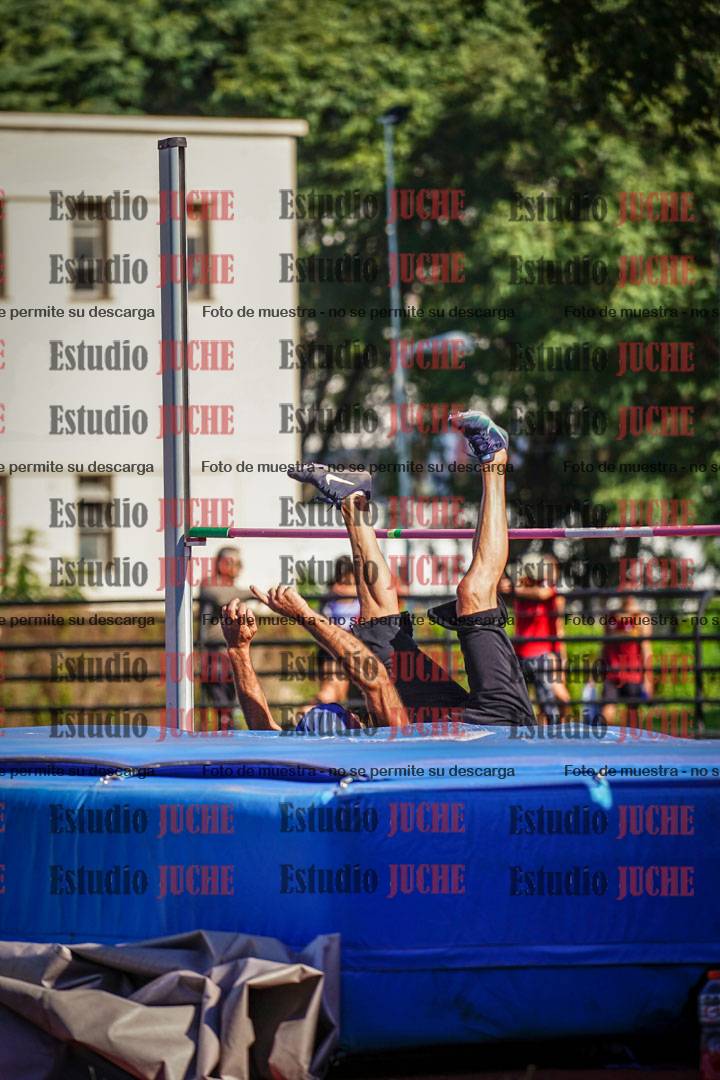 Fotos del salto en alto de varones - decatlón 4