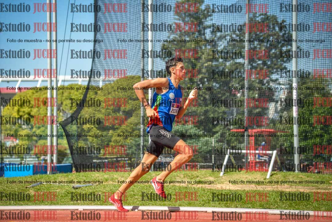 Fotos de los 800 m llanos de varones