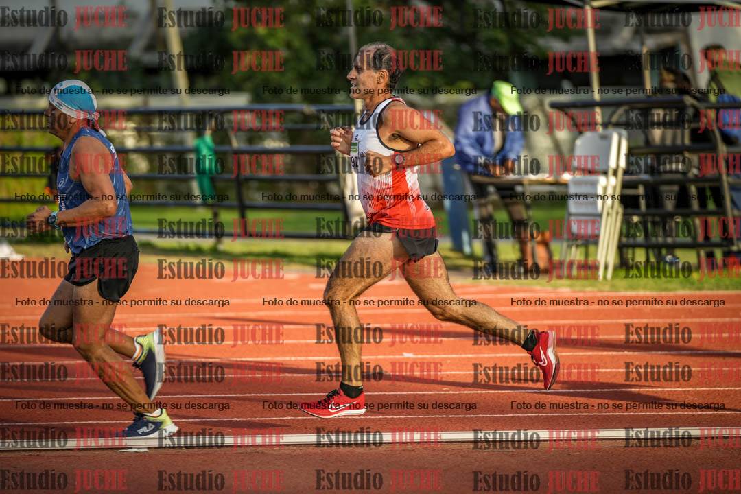 Fotos de los 3000 m llanos de varones