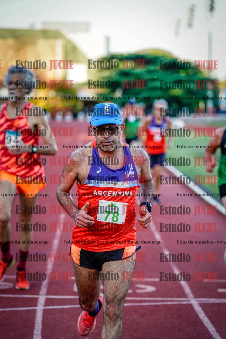 Fotos de los 3000 m llanos de varones