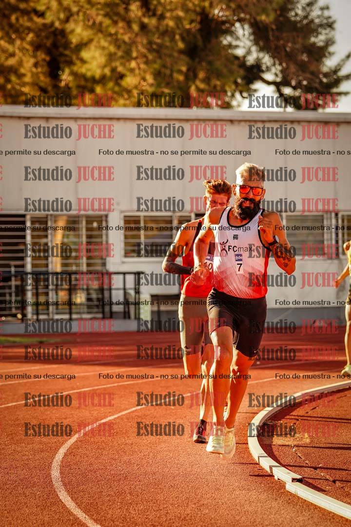 Fotos de los 3000 m llanos de varones