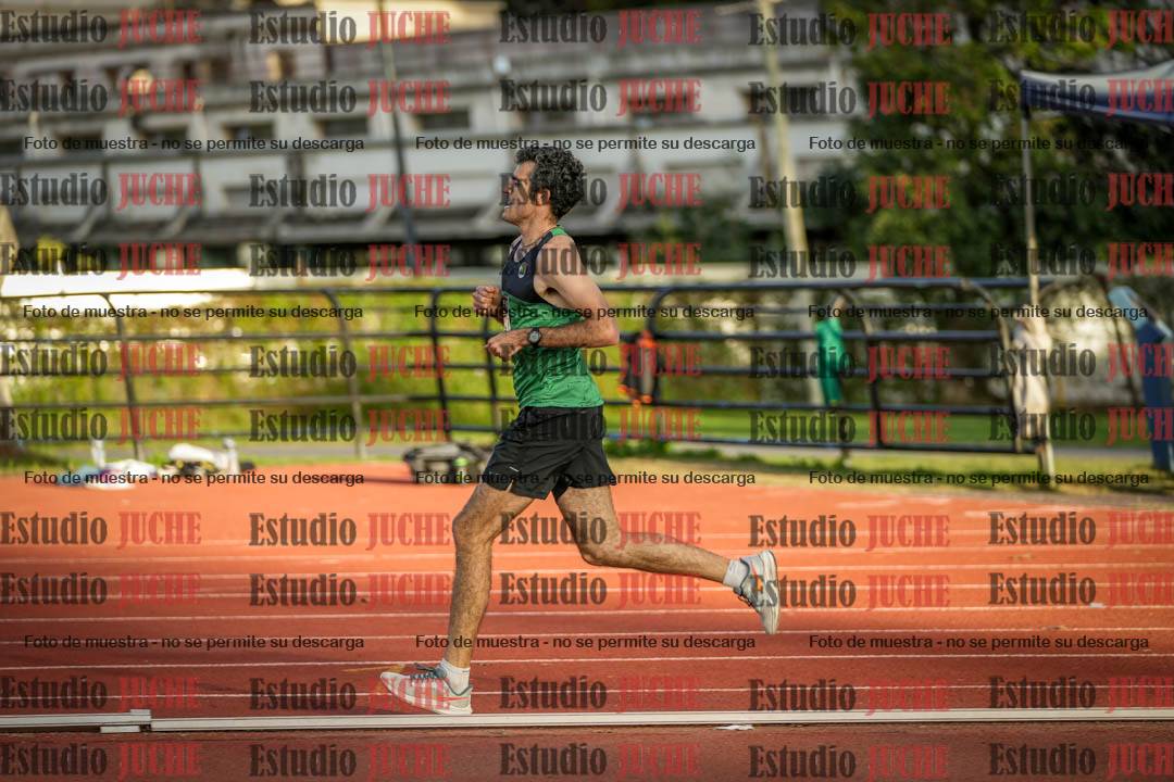 Fotos de los 3000 m llanos de varones