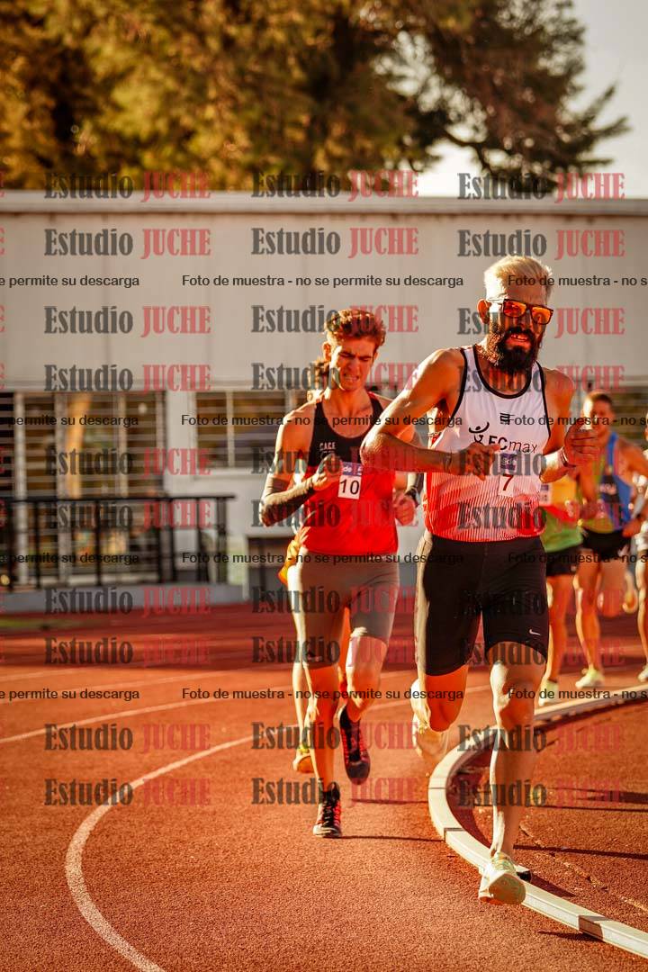 Fotos de los 3000 m llanos de varones