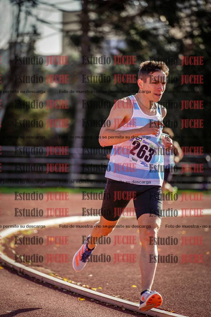 Fotos de los 3000 m llanos de varones