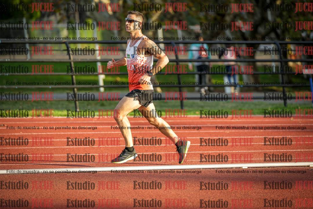 Fotos de los 3000 m llanos de varones