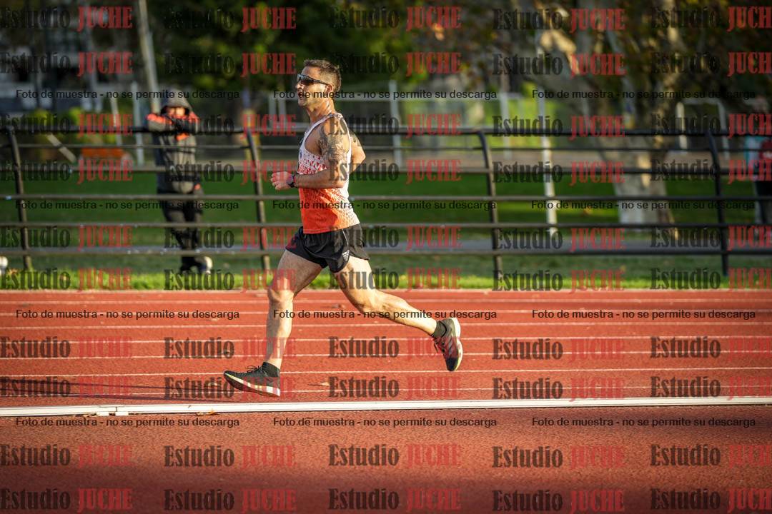 Fotos de los 3000 m llanos de varones