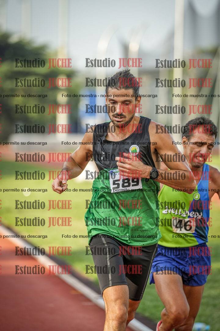Fotos de los 3000 m llanos de varones