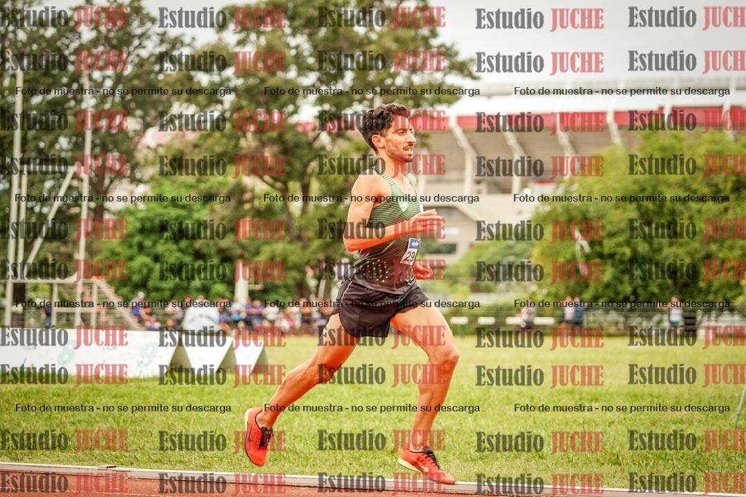 Fotos de los 3000 m llanos de varones