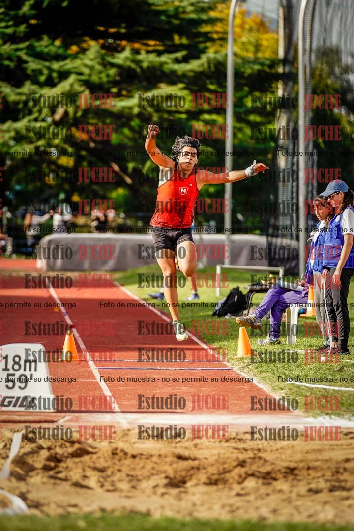 Fotos del salto triple de mujeres y varones