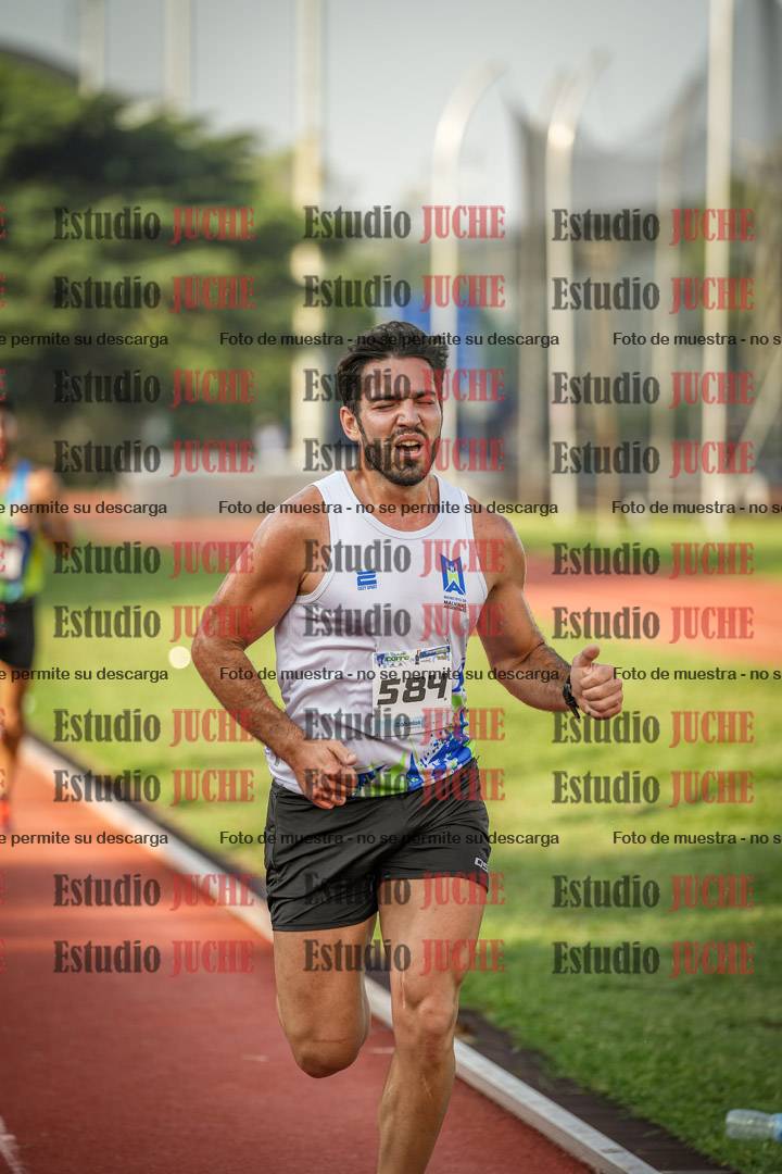 Fotos de los 3000 m llanos de varones