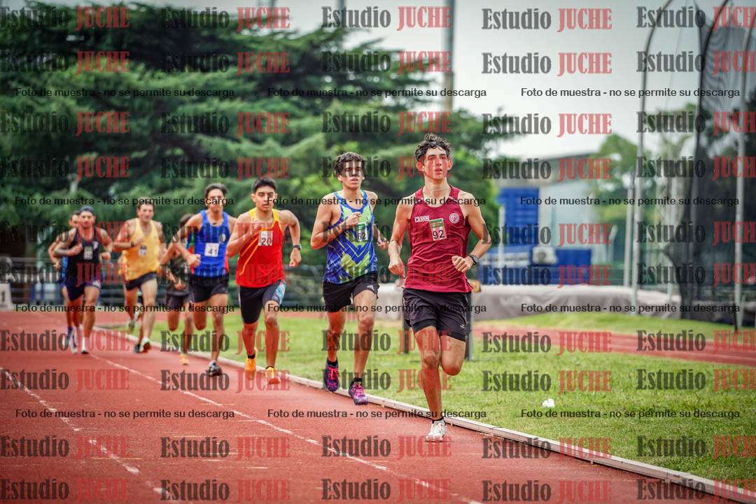 Fotos de los 800 m de varones