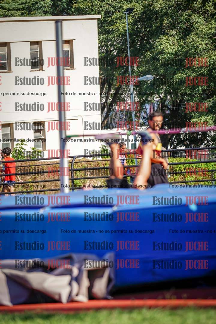 Fotos del salto en alto de varones - decatlón 4