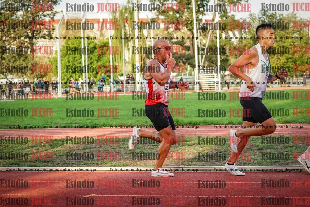 Fotos de los 3000 m llanos de varones