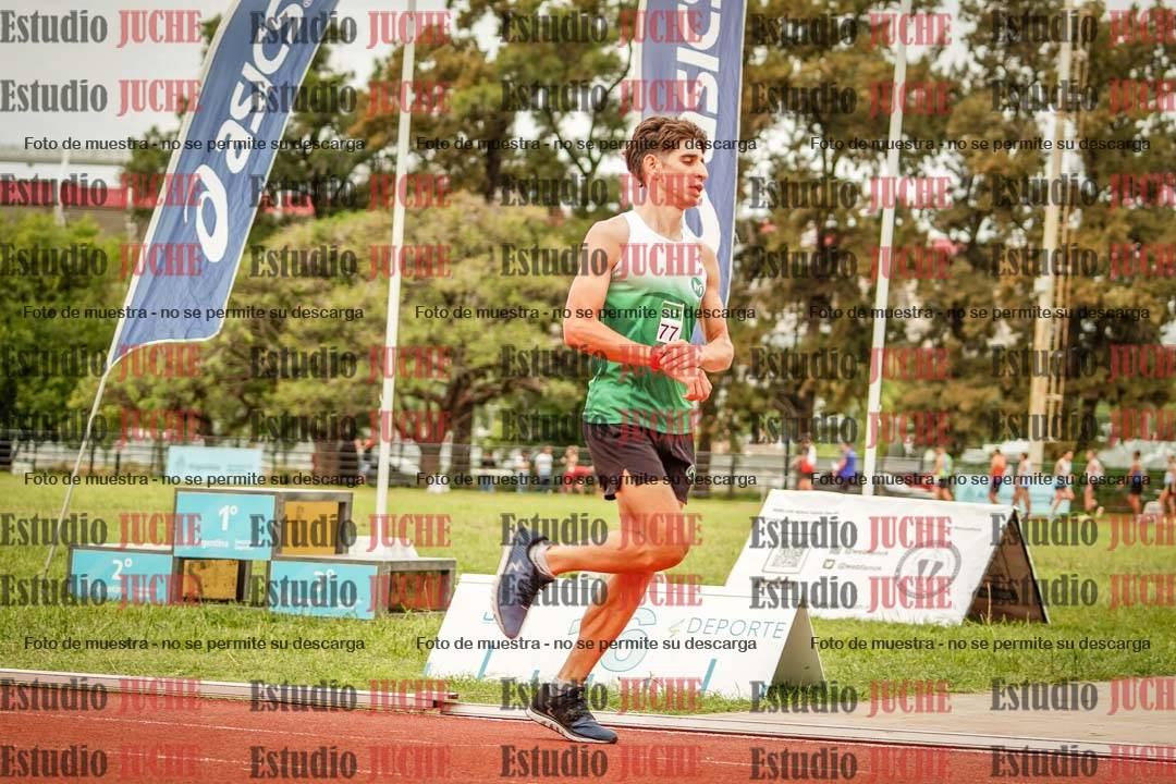 Fotos de los 3000 m llanos de varones