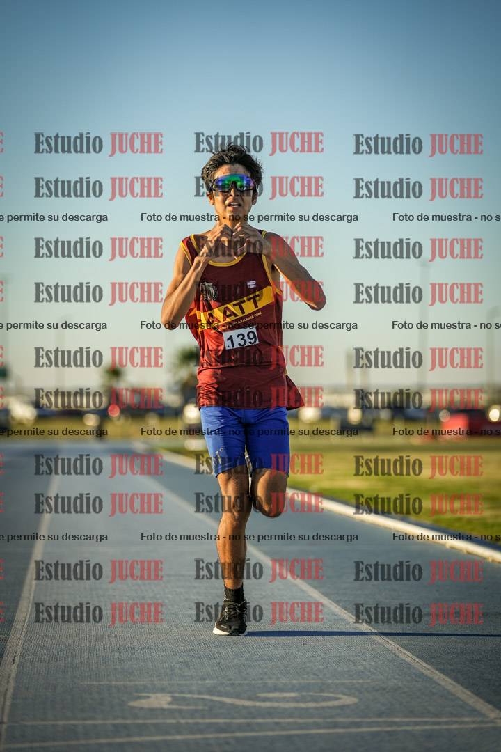 Fotos de los 1500 m llanos de varones