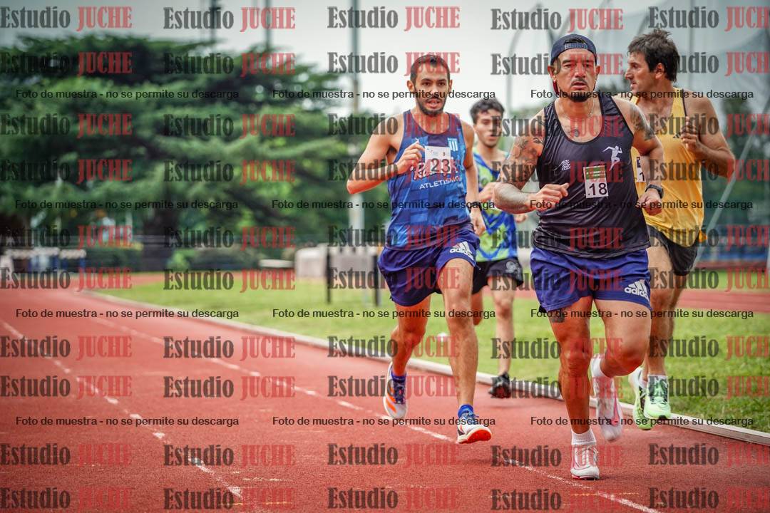 Fotos de los 800 m de varones