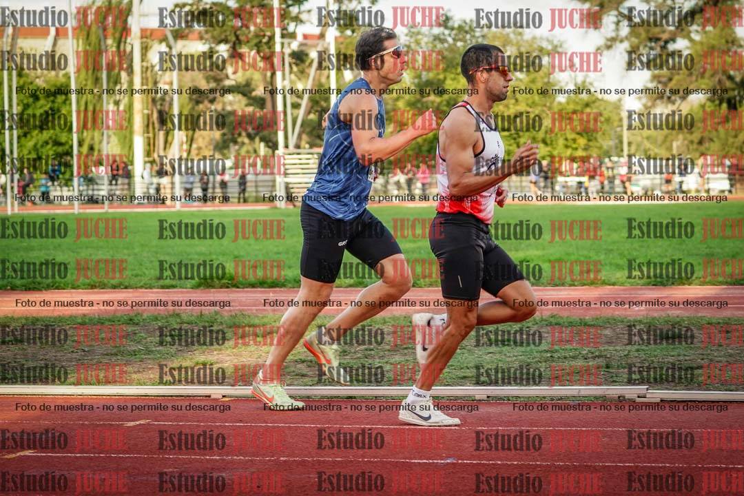 Fotos de los 3000 m llanos de varones